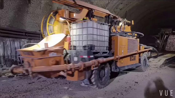 0 - 20km/h Robotic Wet Concrete Sprayer With 15 - 16m Shotcrete Distance Upward